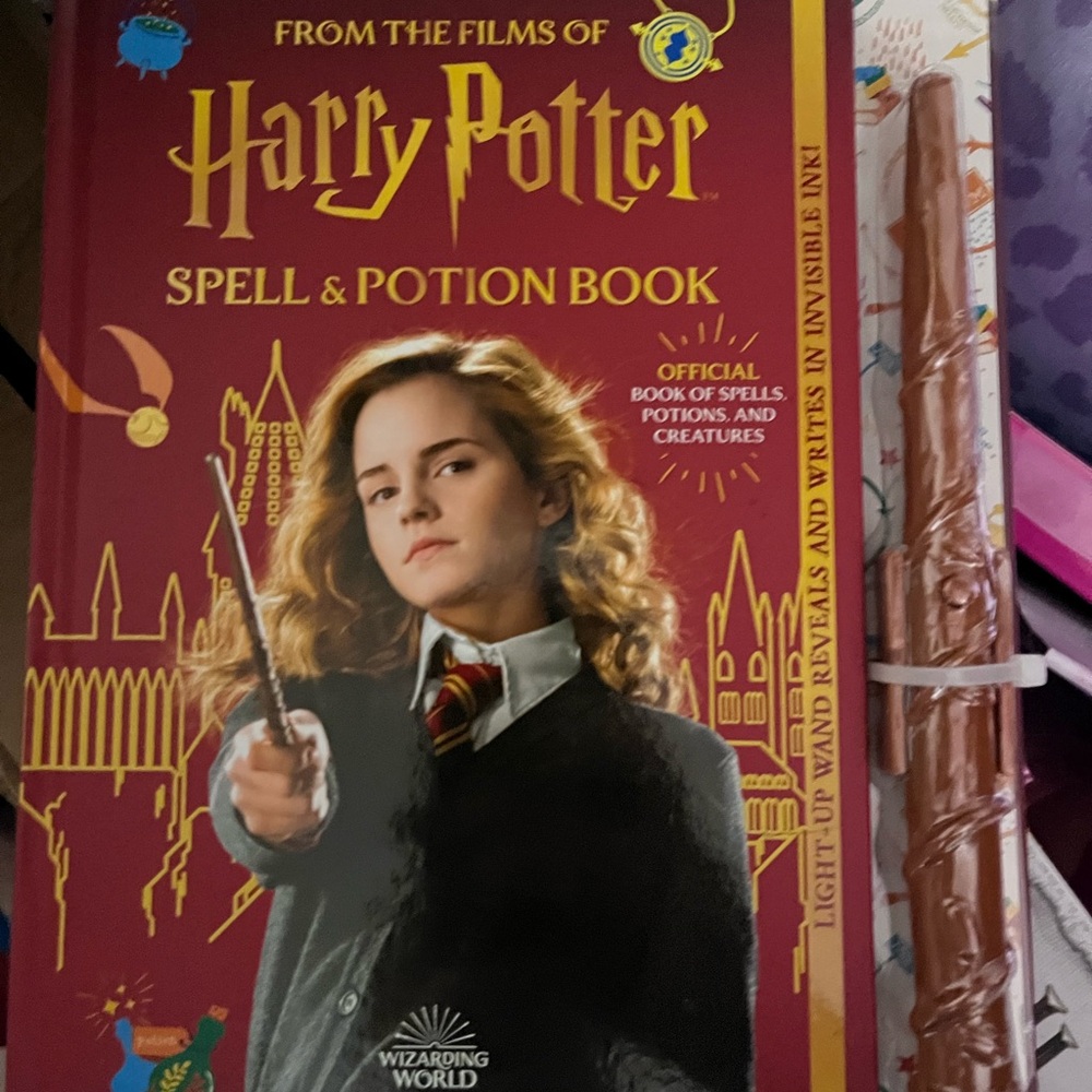 Harry Potter Spell & Potion Book